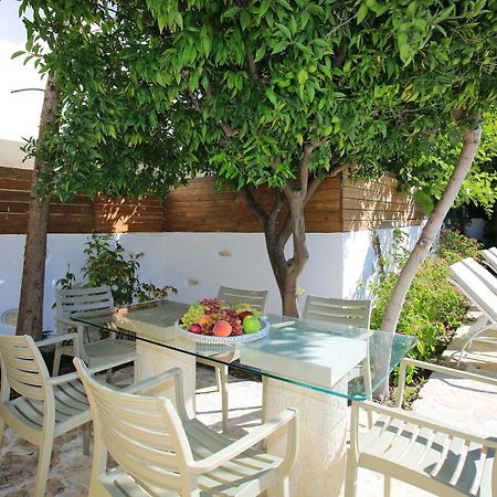 Villa Oasis Kamilári Exterior foto